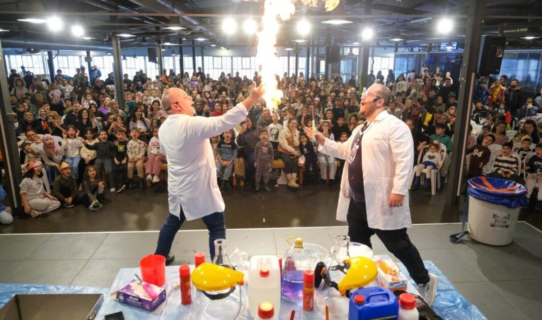 Kocaeli Büyükşehir Belediyesi, okulların yarıyıl tatiline girmesi ile birlikte çocuklar