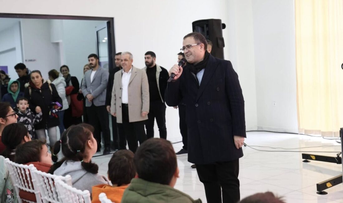 Derince Belediyesi’nin düzenlediği ücretsiz etkinliklerle öğrenciler ara tatili doya doya
