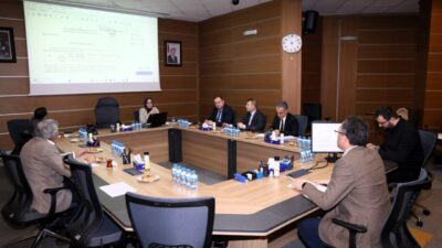Kocaeli Büyükşehir Belediyesi Encümen Toplantısı’nda 6 taşınmazın kiralama ihalesi gerçekleştirildi.