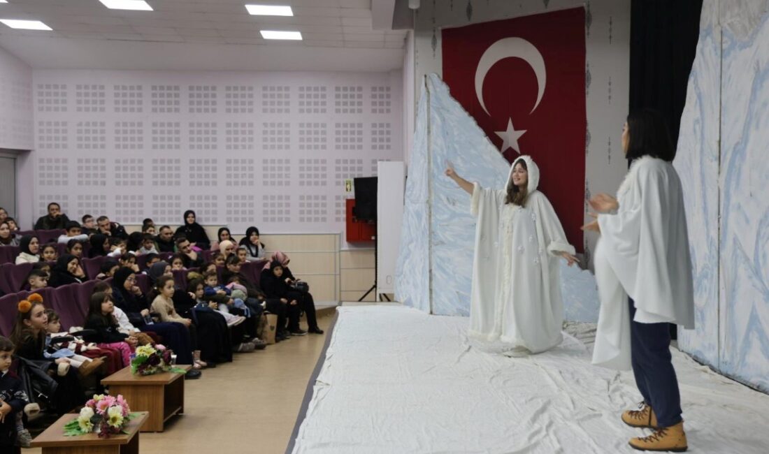 Kartepe Belediyesi’nin yarıyıl tatili etkinlikleri tüm hızıyla sürüyor. Tatili kültür