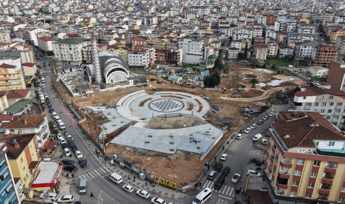 Kocaeli Büyükşehir Belediyesi ile Çayırova Belediyesi’nin ilçeye kazandırdığı Çayırova Kent