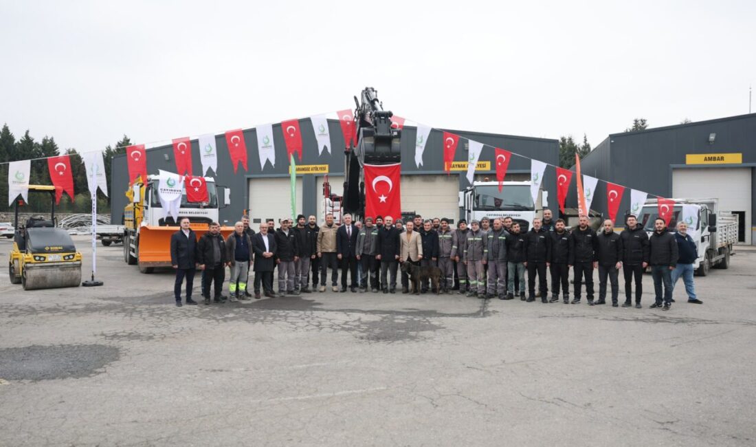 Çayırova Belediye Başkanı Bünyamin Çiftçi, belediye araç filosunu güçlendirmeye devam