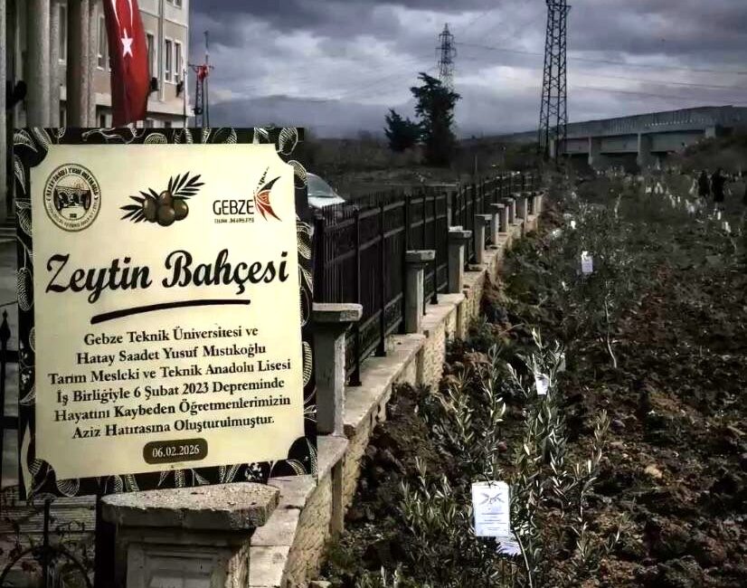 GTÜ, Hatay’da depremde yitirilen öğretmenlerin anısını kurduğu hatıra bahçesiyle
yaşatıyor