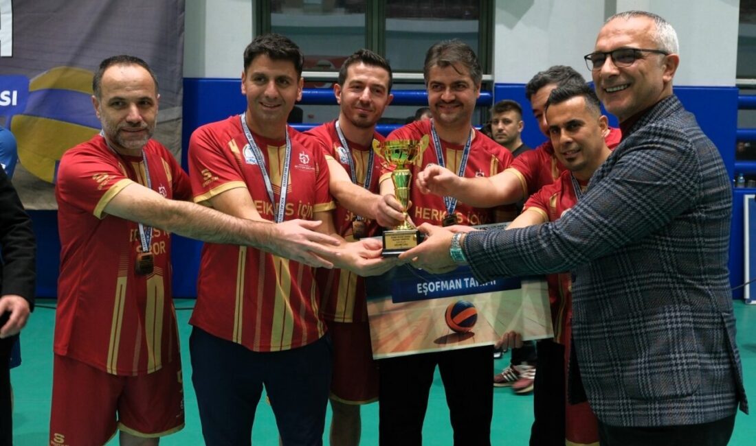 Kocaeli Büyükşehir Belediyesi’ne bağlı Spor Okulları tarafından Gebze Sporcu Eğitim