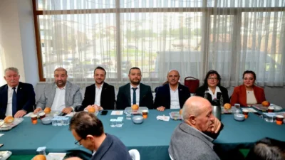 Körfez'de düzenlenen anma programında, Hocalı Katliamı'nın acısı bir kez daha