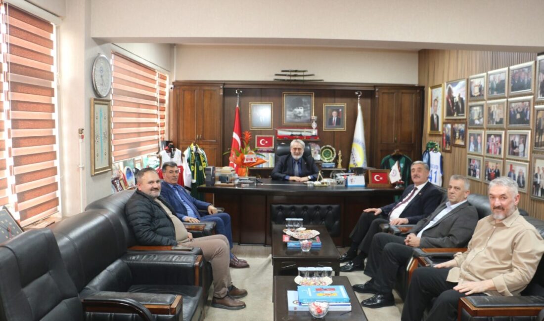 Kocaeli Erzurumlular Vakfı heyeti, Kocaeli Amatör Spor Kulüpleri Federasyonu (KASKF)