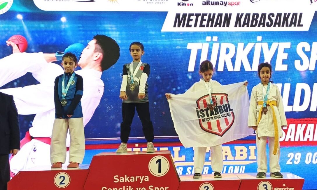 Kartepe Belediyespor Kulübü, karate branşındaki başarı grafiğini yükseltmeye devam ediyor.