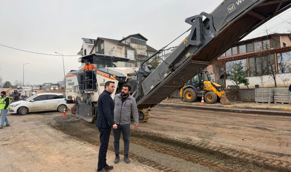 Başiskele Belediye Başkanı M. Yasin Özlü, ilçenin farklı mahallelerinde
gerçekleştirilen üstyapı
