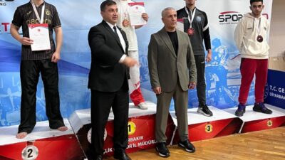 Çayırova Belediyesi Eğitim Spor Kulübü Kick Boks branşı sporcuları, 26-29