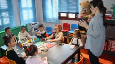 İzmit Belediyesi Oyuncak Müzesi’nde 29 Ekim Cumhuriyet Bayramı kutlamaları kapsamında
