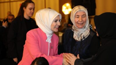 Kocaeli'de, "Dünya Yetimler Günü" dolayısıyla Aile ve Sosyal Hizmetler Bakanı