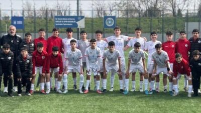 Bursa’da yapılan U14 Türkiye Futbol Şampiyonası birinci kademesinden şampiyon olarak