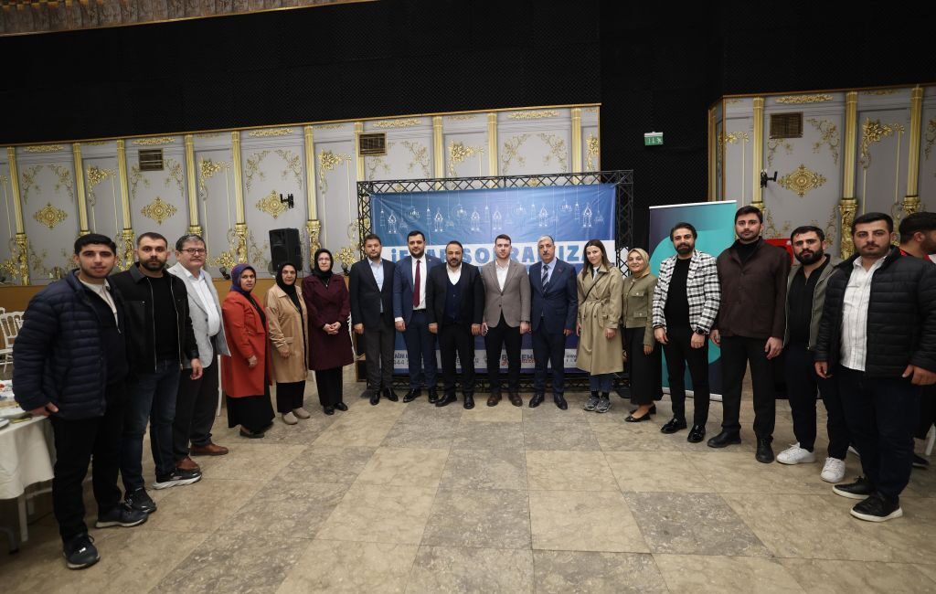 Dilovası Belediyesi tarafından ilçede faaliyet gösteren gençlik dernekleri, gençlik merkezleri,