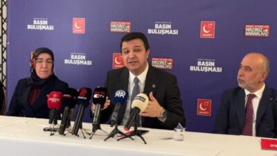 Saadet Partisi Genel Başkanı Mahmut Arıkan, İzmit'te ekonomik gelişmeler, dış