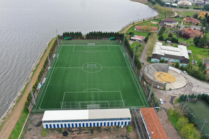 Kocaeli Büyükşehir Belediyesi’nin spora ve gençliğe yönelik yatırımları artarak devam