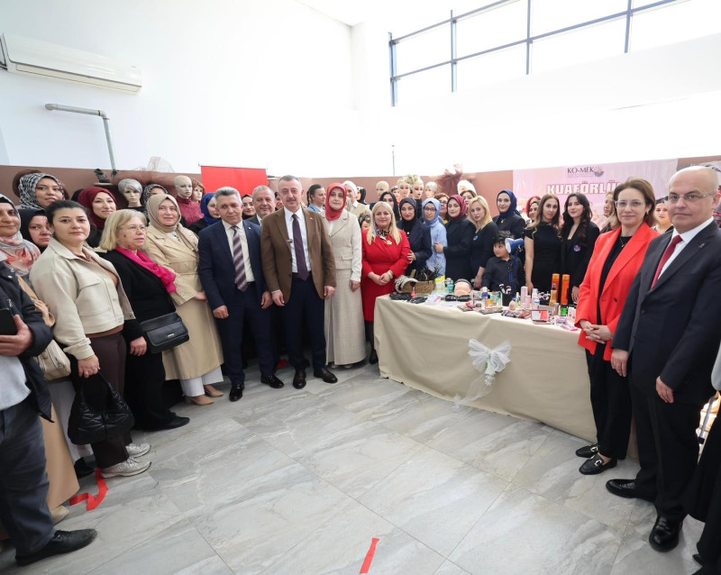 Kocaeli Büyükşehir Belediyesi KO-MEK kurslarının yıl sonu sergileri, Kartepe’nin ardından