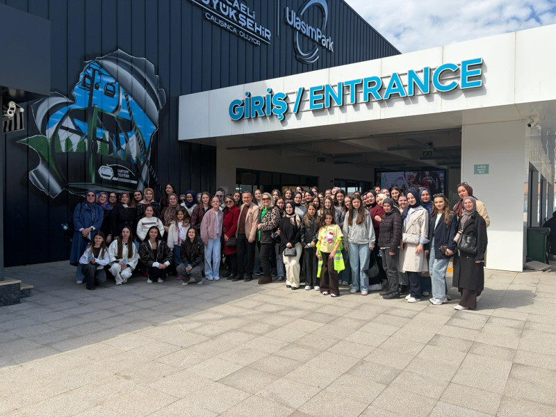 Kocaeli Büyükşehir Belediyesi, Balkan coğrafyasında düzenlediği programları bu kez kente