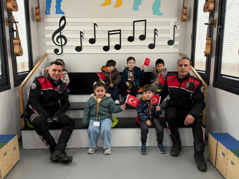 Kocaeli Büyükşehir Belediyesi Lokomotif Çocuk Köyü, Polis Haftası etkinlikleri kapsamında