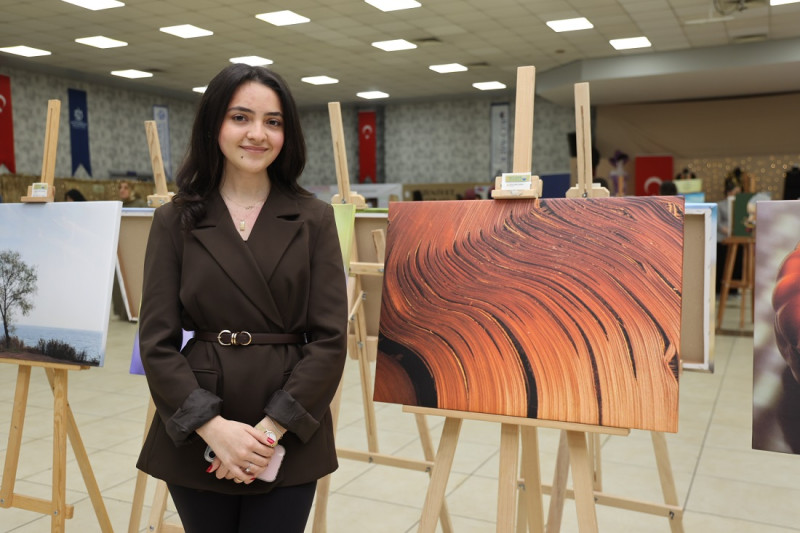 Kocaeli Büyükşehir Belediyesi bünyesinde faaliyet gösteren KO-MEK kursları, her yaştan