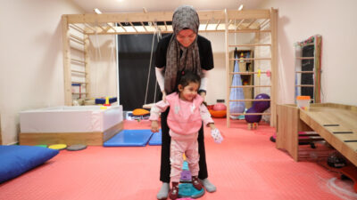 Kocaeli Büyükşehir Belediyesi bünyesinde hizmet veren Gonca Engelsiz Yaşam Merkezi,