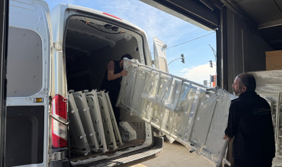 Kocaeli Büyükşehir Belediyesi, yatağa bağımlı vatandaşların ve ailelerinin yaşam kalitesini