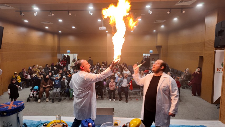 Büyükşehir Belediyesi’ne bağlı faaliyet gösteren Gonca Engelsiz Yaşam Merkezi’nde 23