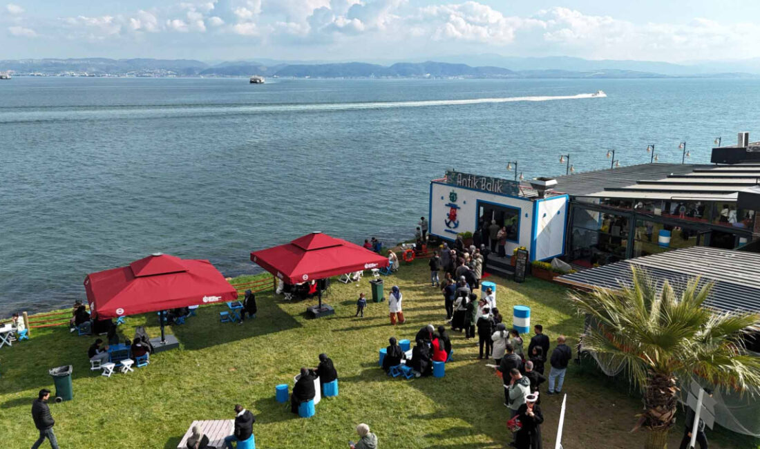 Büyükşehir Belediyesi iştiraki Antikkapı A.Ş., Darıca’da başlattığı “Antik Balık” konseptini