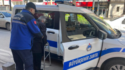 Kocaeli Büyükşehir Belediyesi’ne bağlı zabıta ekipleri yalnızca denetim göreviyle değil,