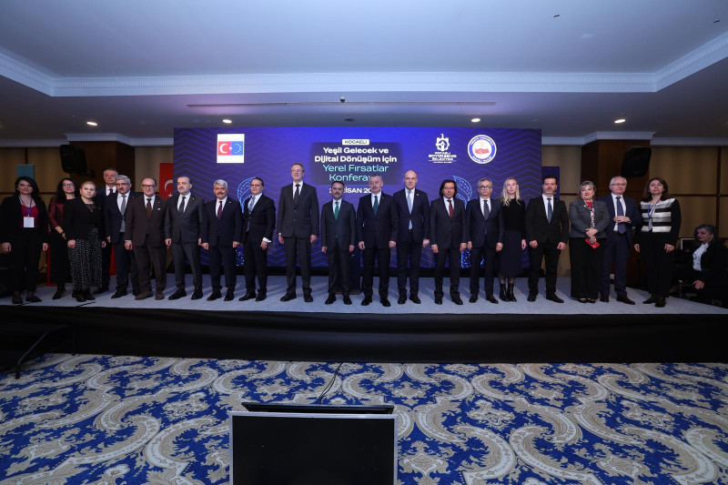 Kocaeli Büyükşehir Belediye Başkanı Tahir Büyükakın, “Yeşil Gelecek ve Dijital
