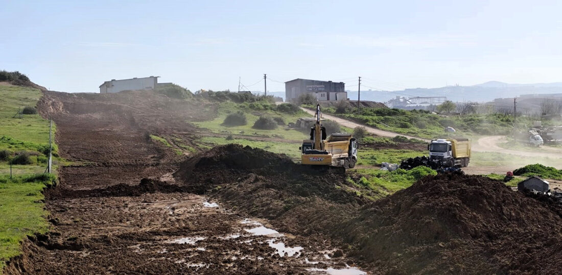Büyükşehir Belediyesi, vatandaş talepleri ve imar planları doğrultusunda ulaşım yatırımlarını