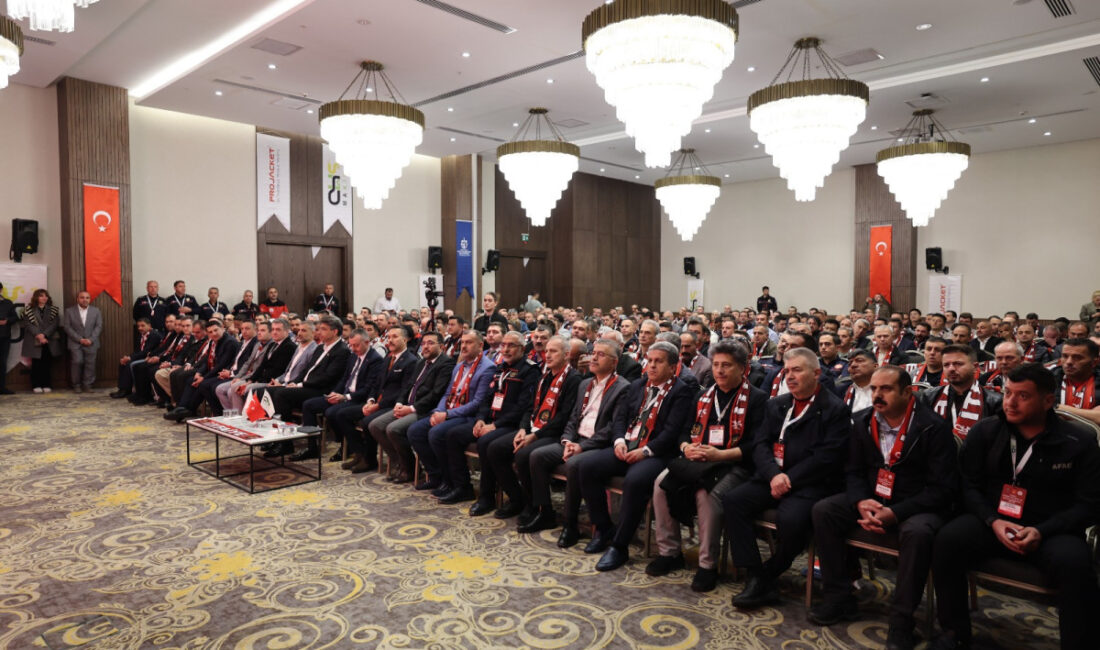 Kocaeli Büyükşehir Belediye Başkanı Tahir Büyükakın, İtfaiye İstişare Toplantısı ve