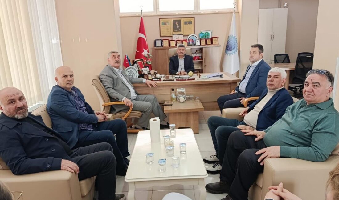 Körfez Kent Konseyi, ilçedeki sivil toplum kuruluşları ve meslek odalarıyla