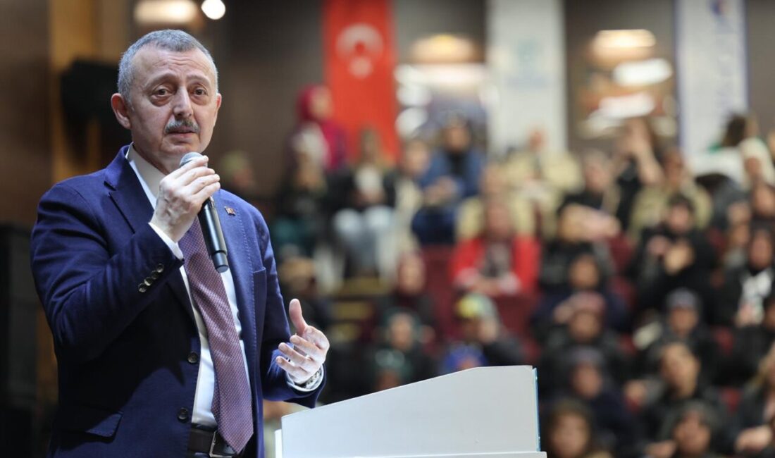 Kocaeli Büyükşehir Belediye Başkanı Tahir Büyükakın, KO-MEK Darıca Yıl Sonu