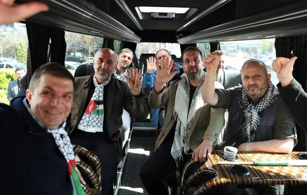 Kocaeli Büyükşehir Belediye Başkanı Tahir Büyükakın, uluslararası hukuku hiçe sayarak