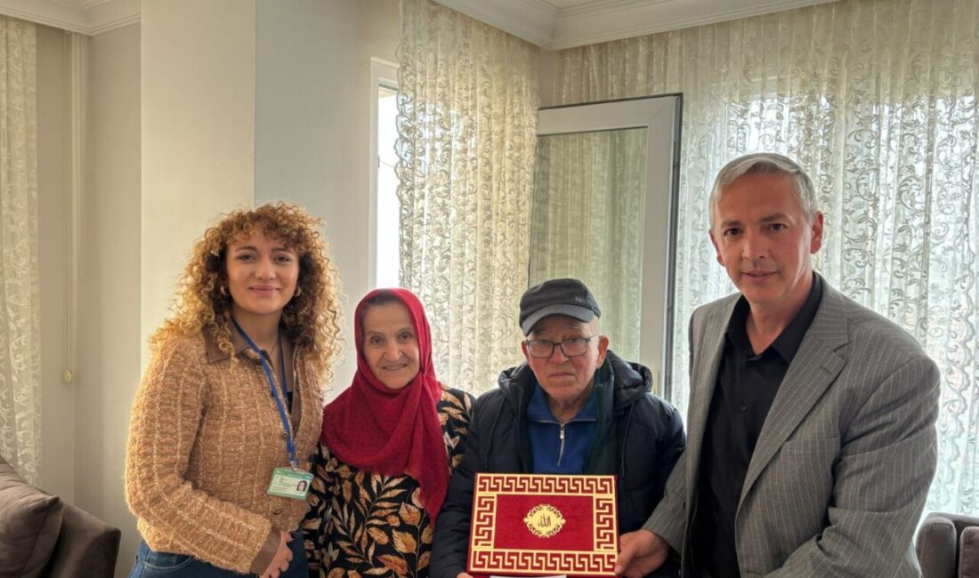 İzmit Belediyesi, Gebze’de yaşayan Kıbrıs gazilerini evlerinde ziyaret ederek hem