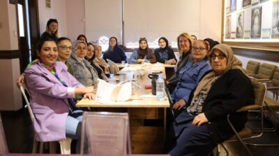 İzmit Belediyesinin hayata geçirdiği Kadın Kadına Konak Buluşmaları, bu hafta