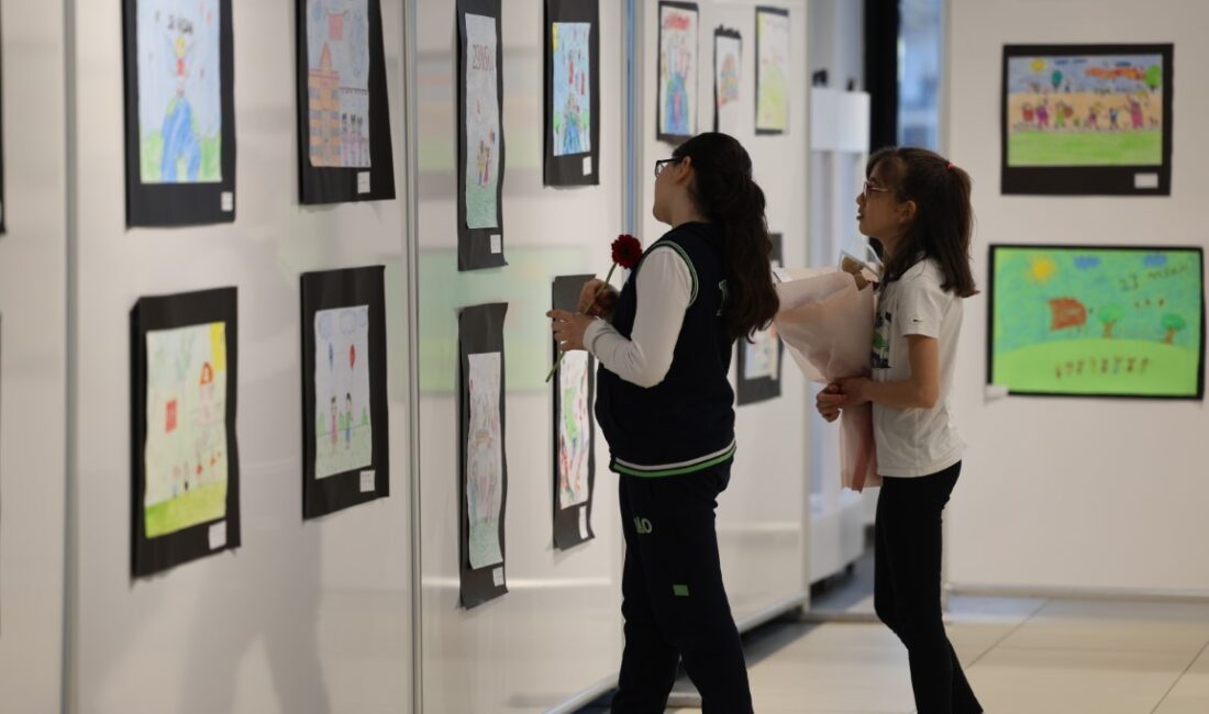 “Kartepe’nin Çocukları” temalı resim sergisi, gerçekleştirilen törenle Kartepe Sanat Evi’nde