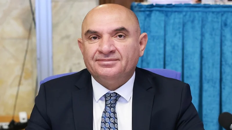 CHP'nin 38. Olağan Kurultayı'nın iptaliyle birlikte eski Genel Başkan Kemal