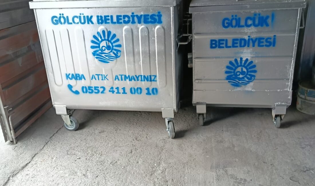 Gölcük Belediyesi, zaman içinde eskiyen ve yıpranan çöp konteynerlerini geri