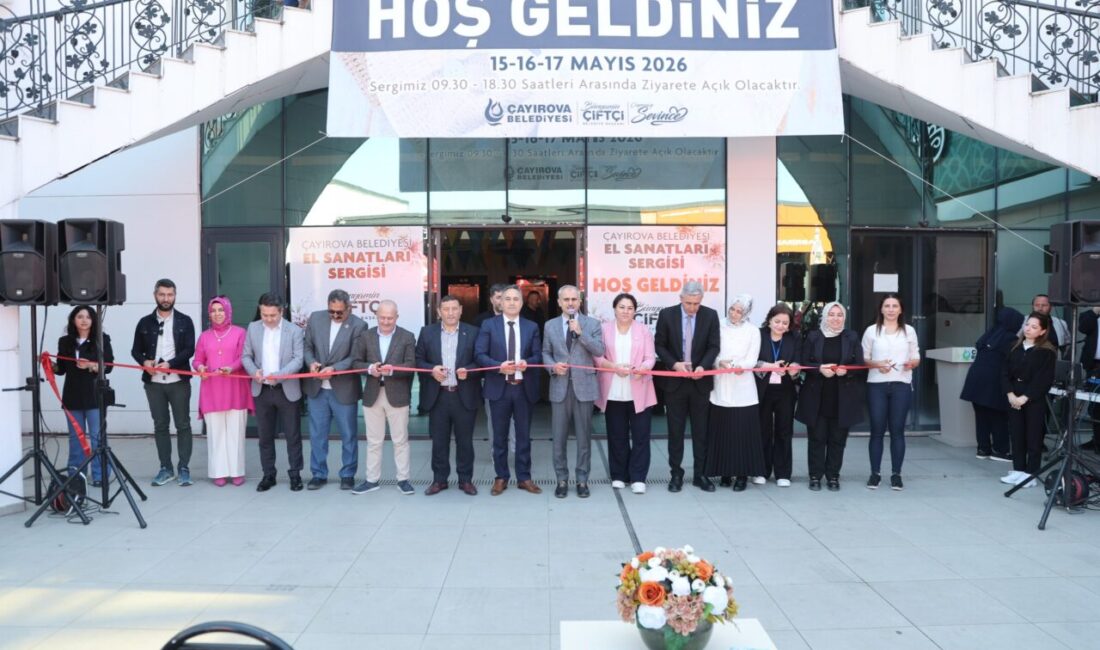 Çayırova Belediyesi’nin veli eğitim kurslarında yıl boyunca eğitim gören Çayırovalı