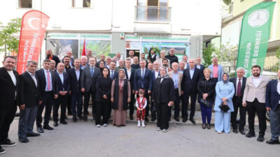 Kocaeli Büyükşehir Belediye Başkanı Tahir Büyükakın, Gebze’de Giresun Yağlıdereliler Derneği’nin