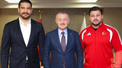 Türkiye Güreş Federasyonu Başkanı Taha Akgül ve Ata sporumuzun efsane