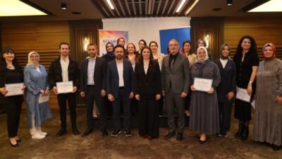 Kocaeli Büyükşehir Belediyesi bünyesinde yürütülen “KO-MEK Yeniden Konumlandırma Tasarım Çalışmaları”,