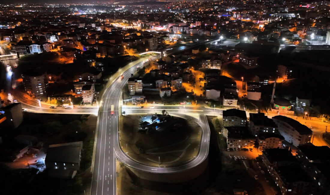 Kocaeli Büyükşehir Belediyesi’nin Gebze bölgesindeki trafik akışını rahatlatmak amacıyla hayata