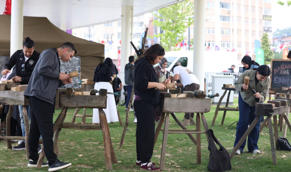 Kocaeli Büyükşehir Belediyesi tarafından düzenlenen EnFest kapsamında Kılavuz İzcilik Kampı’nda