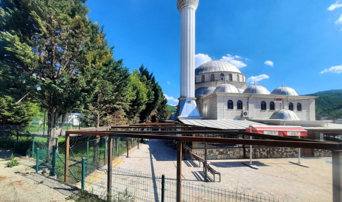 Kocaeli Büyükşehir Belediyesi, Kurban Bayramı öncesinde cami ve mescitlerde bakım
