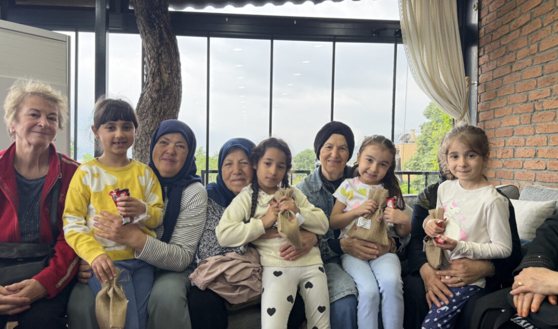 Kocaeli Büyükşehir Belediyesi bünyesinde faaliyetlerini sürdüren İzmit Saygınlar Kulübü, İSU