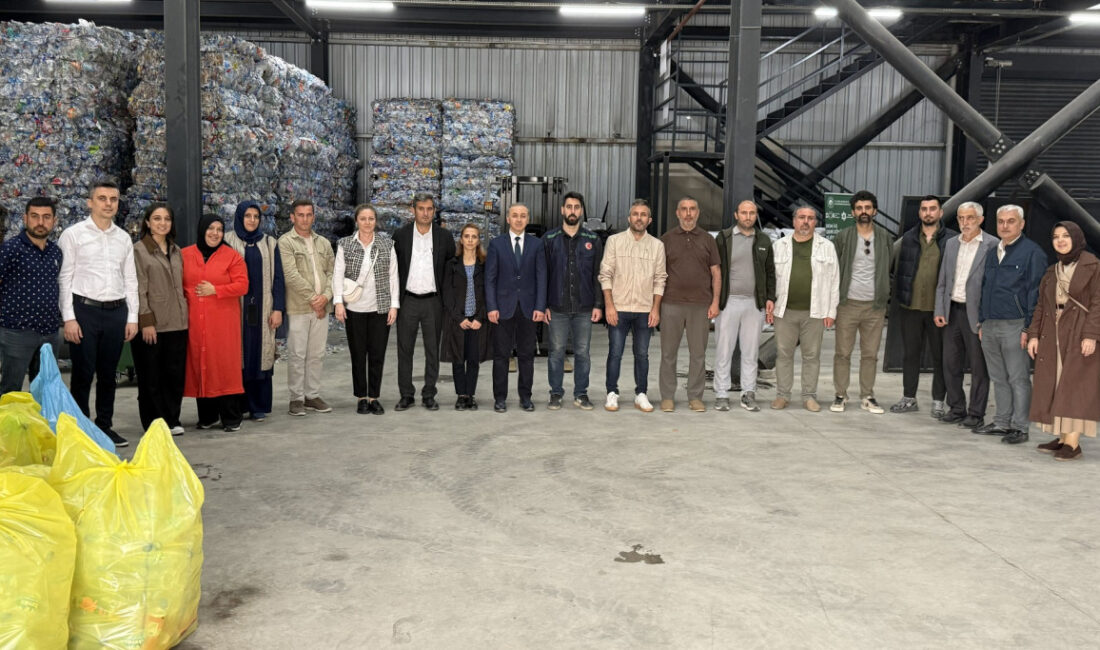 Kocaeli Büyükşehir Belediyesi koordinasyonunda düzenlenen “Sıfır Atık Yönetim Sistemi Değerlendirme