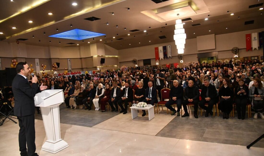 Başiskele Belediye Başkanı M. Yasin Özlü, KO-MEK’in Başiskele İlçe Sergisi