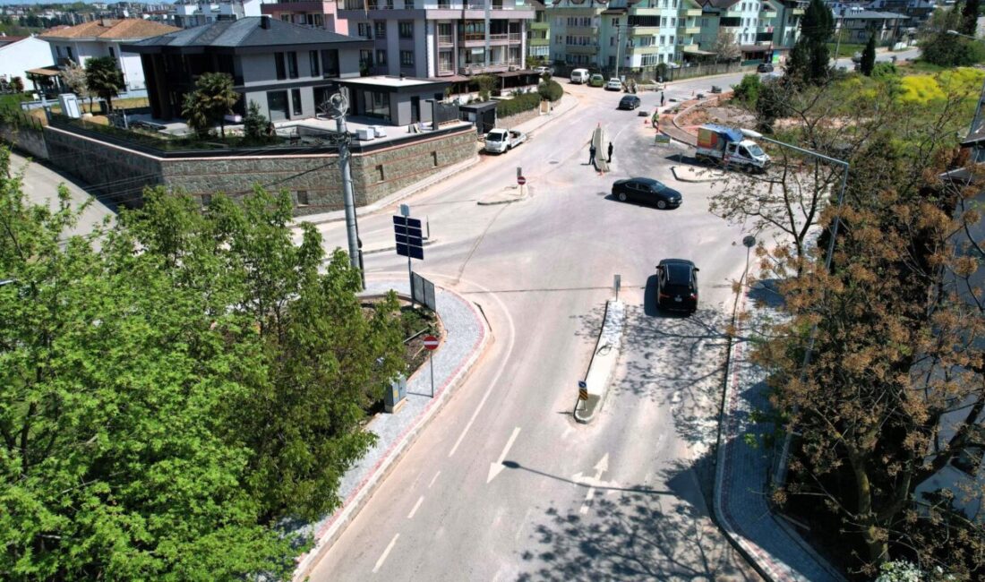 Kocaeli Büyükşehir Belediyesi, Başiskele ilçesinde trafik akışını daha düzenli ve